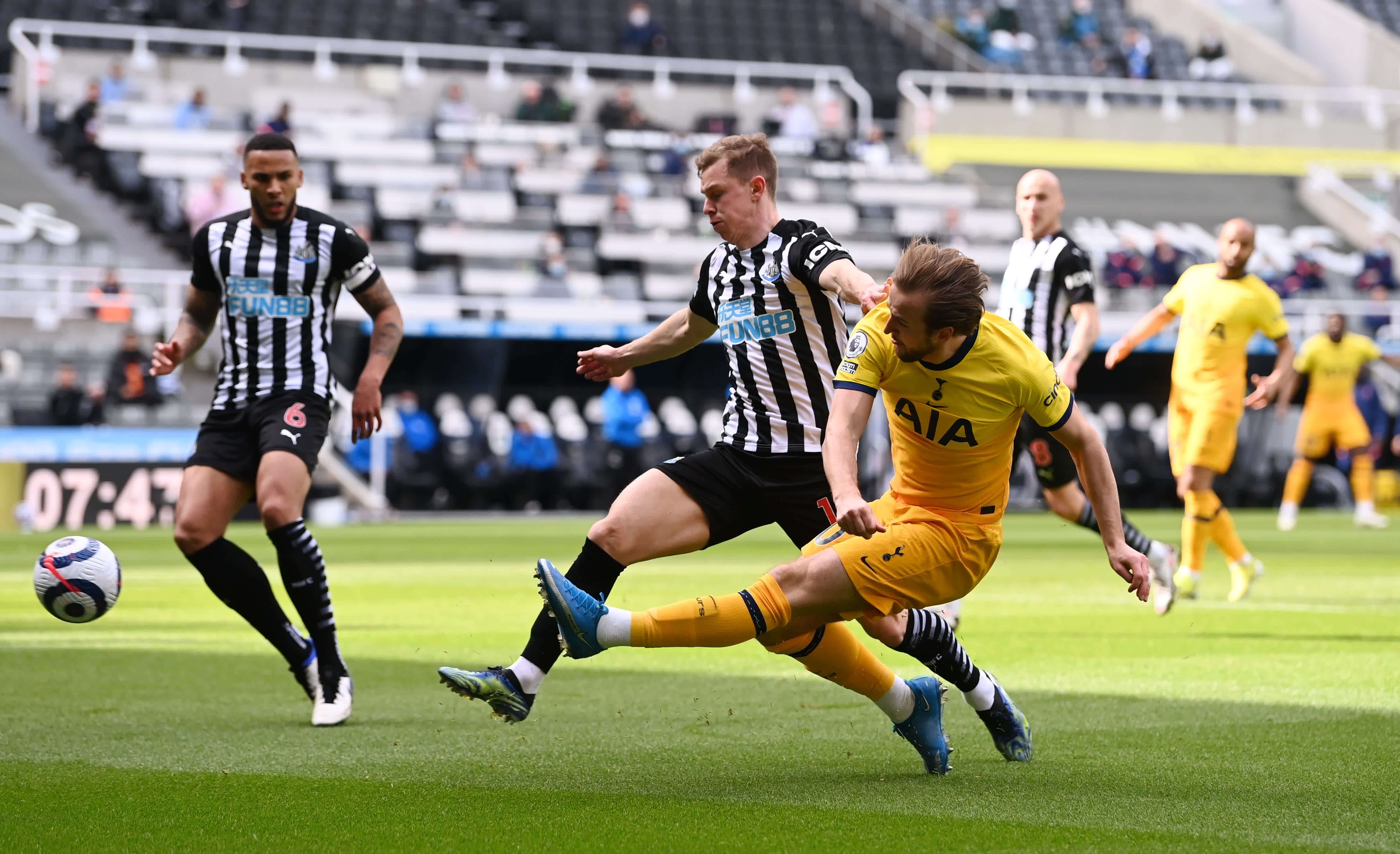 亚马尔的表 亚马尔的表